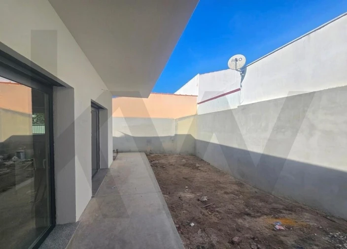 Moradia T4 para Venda em Fernao Ferro Foto 33