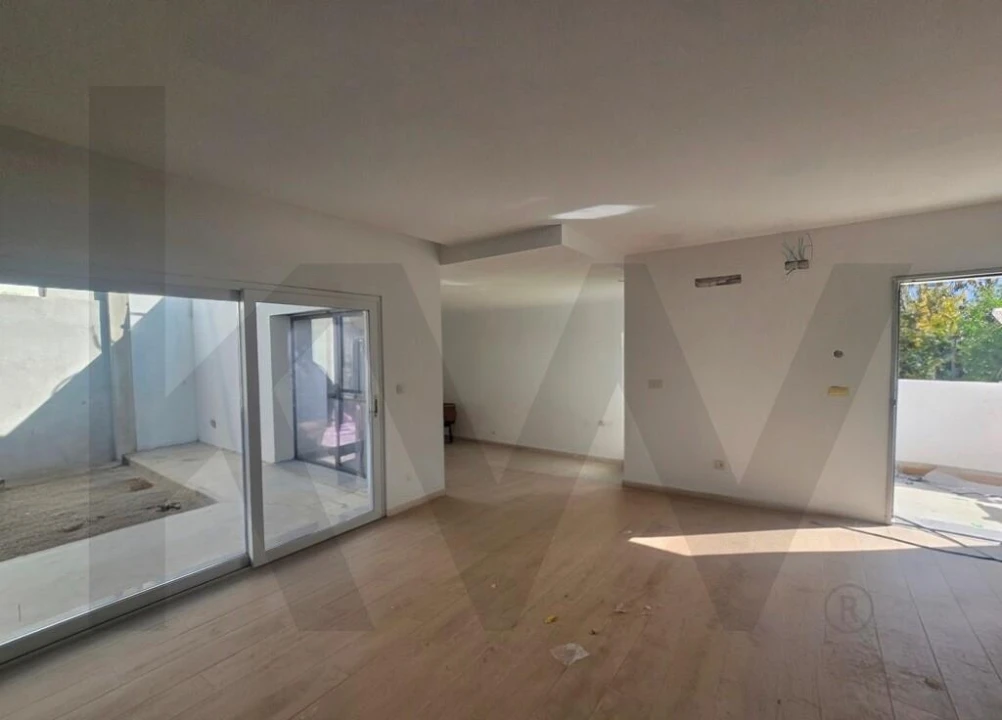 Moradia T4 para Venda em Fernao Ferro Foto 11
