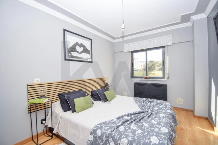 Apartamento T2 para Venda em Algueirão-Mem Martins Foto 19