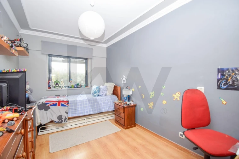 Apartamento T2 para Venda em Algueirão-Mem Martins Foto 23