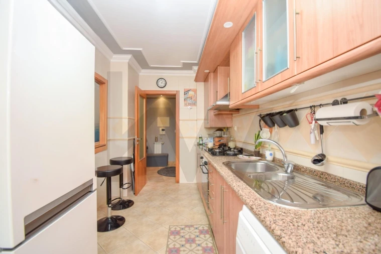 Apartamento T2 para Venda em Algueirão-Mem Martins Foto 13