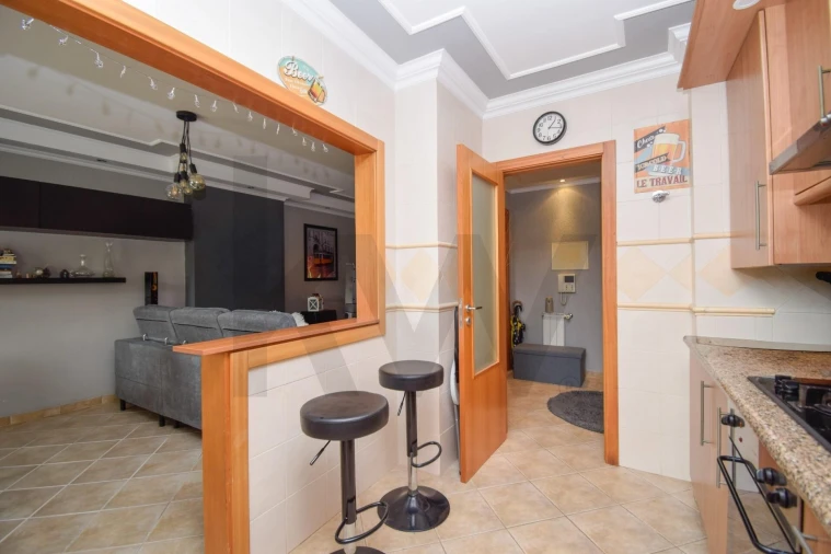Apartamento T2 para Venda em Algueirão-Mem Martins Foto 14