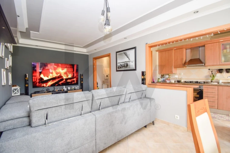Apartamento T2 para Venda em Algueirão-Mem Martins Foto 7