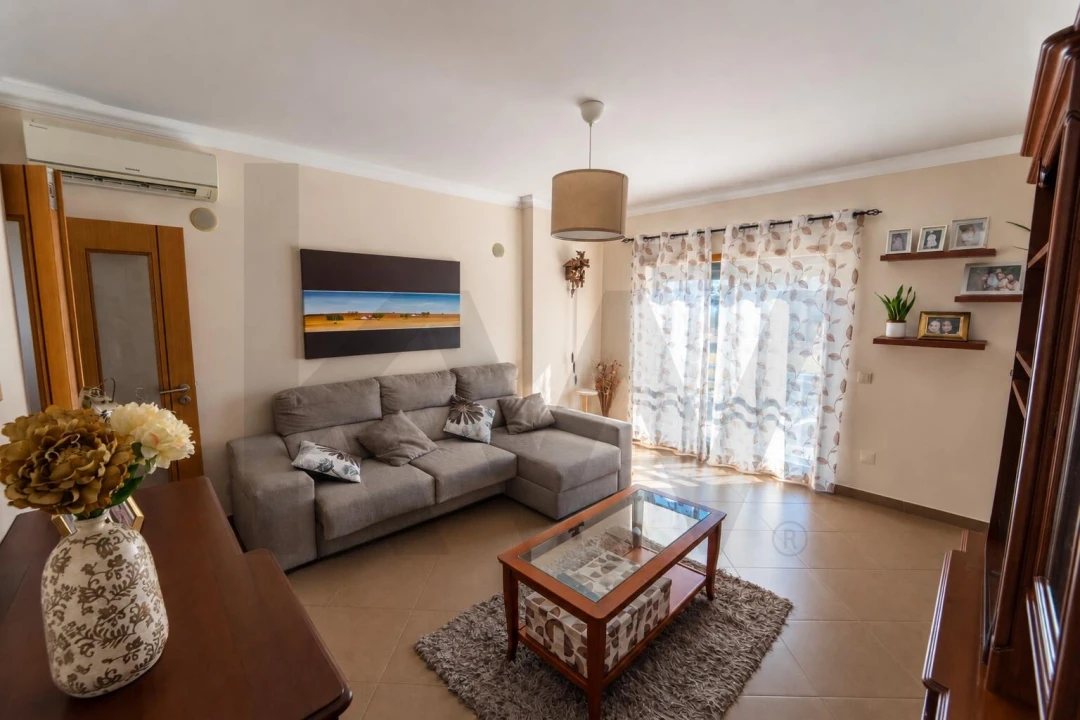 Apartamento T3 para Venda em Seixal, Arrentela e Aldeia de Paio Pires Foto 1
