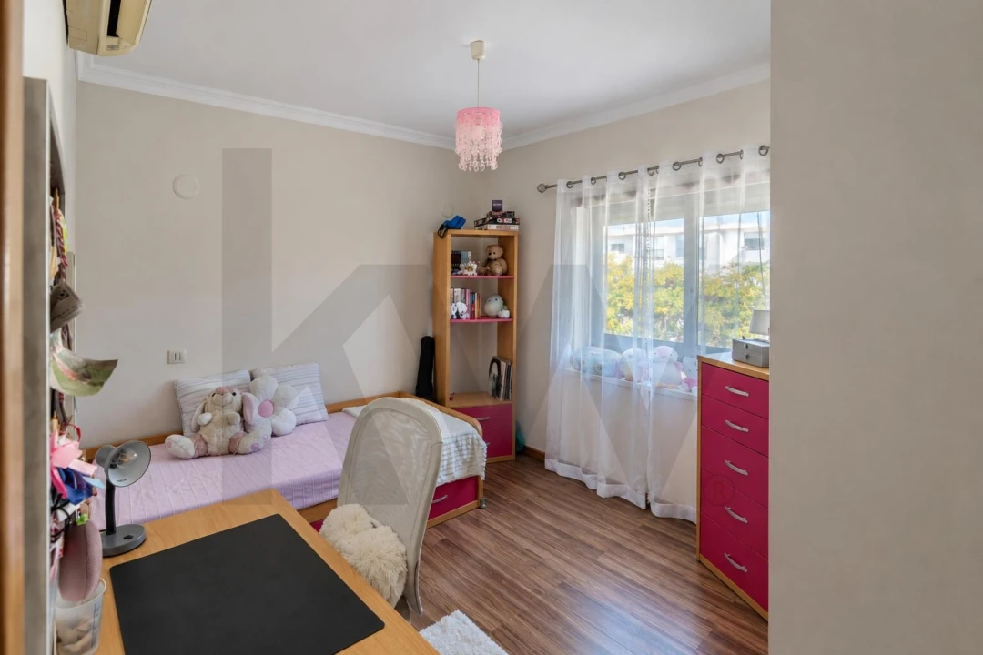 Apartamento T3 para Venda em Seixal, Arrentela e Aldeia de Paio Pires Foto 36