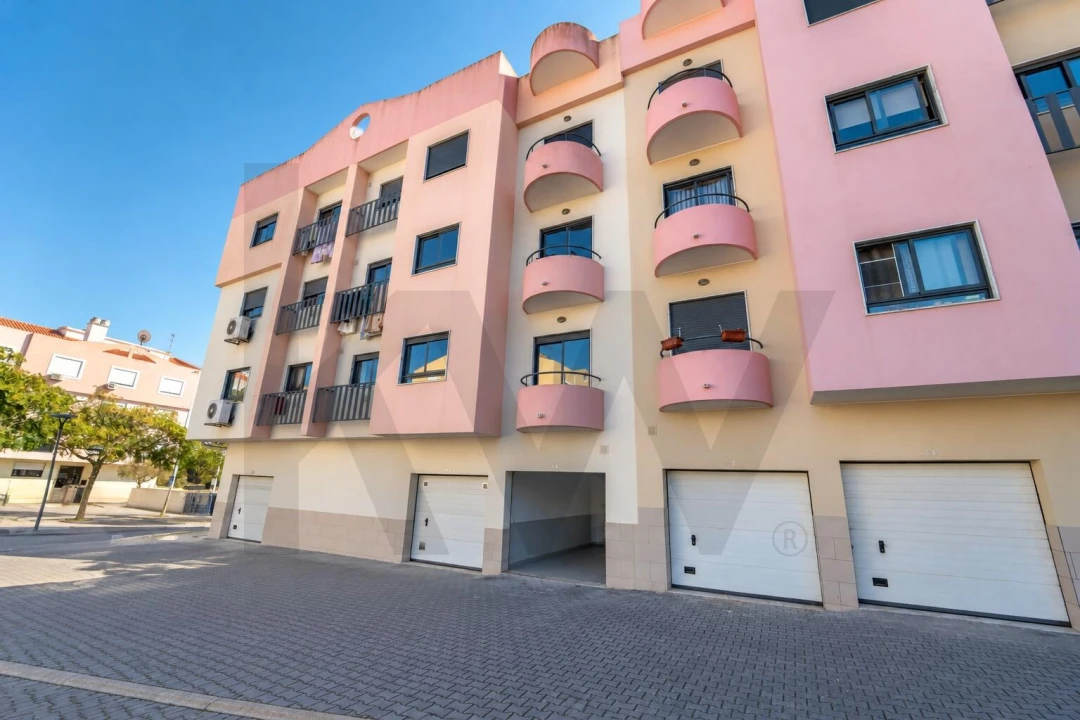 Apartamento T3 para Venda em Seixal, Arrentela e Aldeia de Paio Pires Foto 54