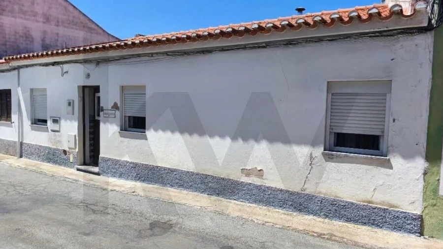 Moradia T5 para Venda em Castro Verde e Casével