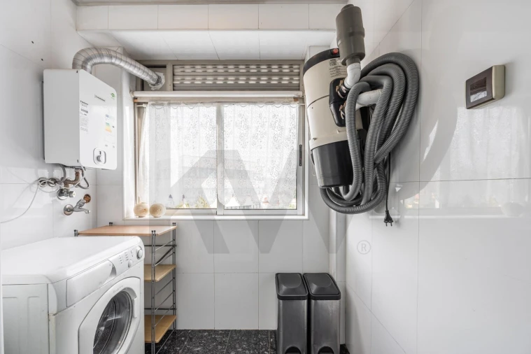 Apartamento T1 para Venda em Cedofeita, Santo Ildefonso, Sé, Miragaia, São Nicolau e Vitória Foto 10