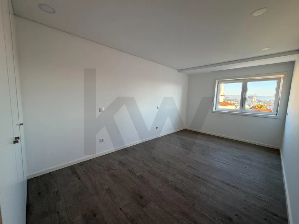 Apartamento T3 para Venda em São João da Madeira Foto 19