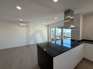 Apartamento T3 para Venda em São João da Madeira