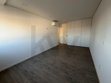 Apartamento T3 para Venda em São João da Madeira