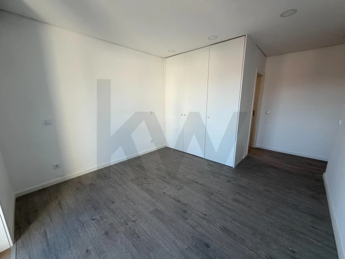 Apartamento T3 para Venda em São João da Madeira Foto 24