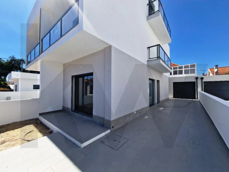 Moradia T3 para Venda em Quinta do Conde Foto 1