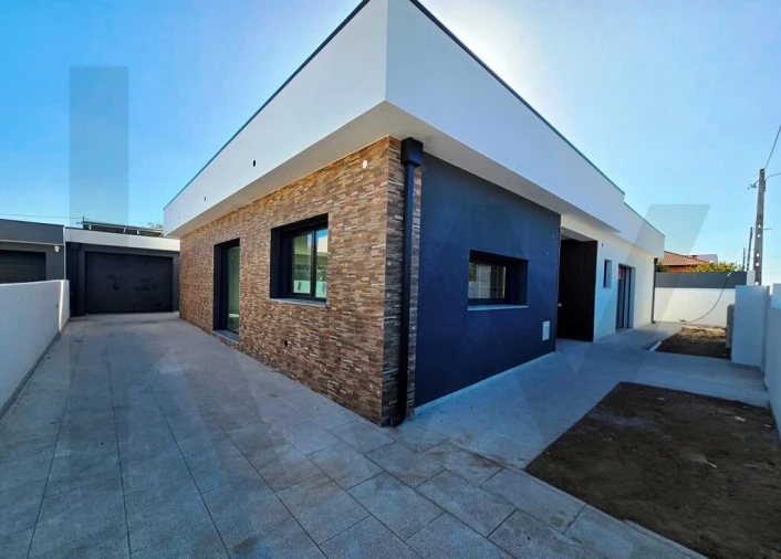 Moradia T4 para Venda em Quinta do Anjo Foto 39