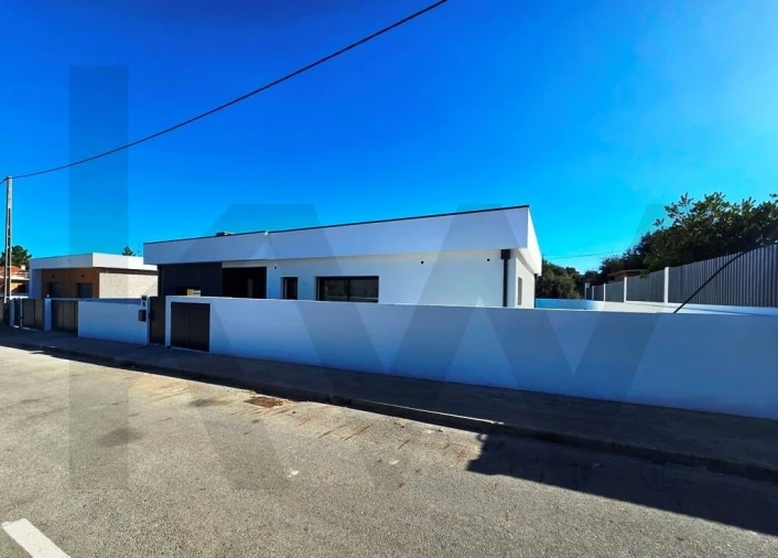 Moradia T4 para Venda em Quinta do Anjo Foto 51