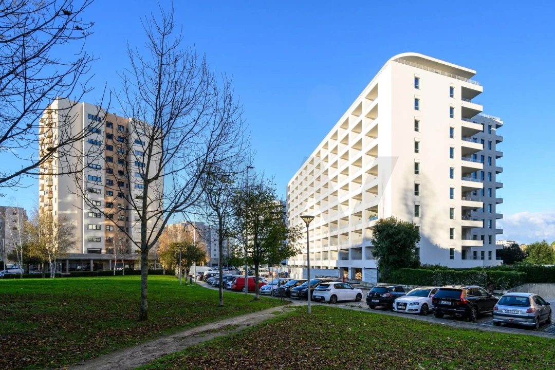Apartamento T2 para Venda em Ramalde Foto 1
