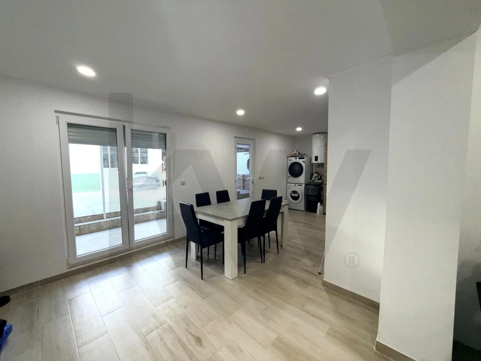 Apartamento T2 para Venda em Almada, Cova da Piedade, Pragal e Cacilhas Foto 8