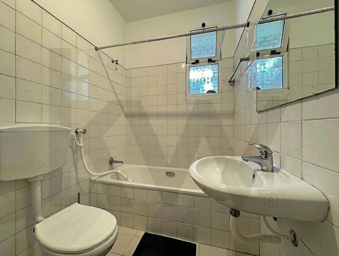 Apartamento T3 para Venda em Camara de Lobos Foto 13