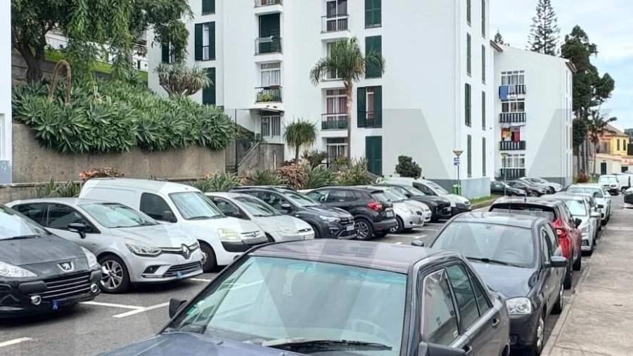 Apartamento T3 para Venda em Camara de Lobos