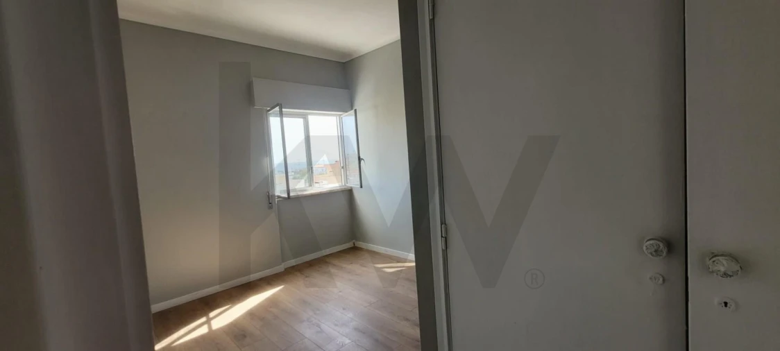 Apartamento T3 para Venda em União das Freguesias de Setúbal Foto 3