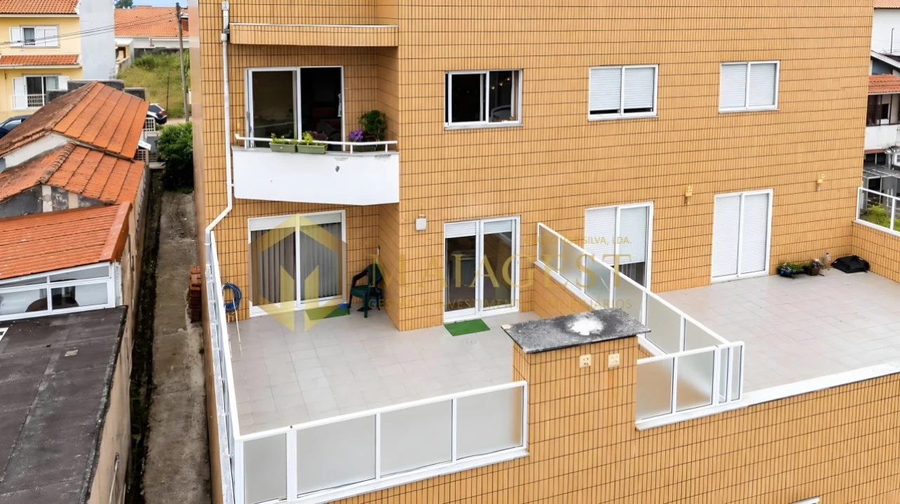 Apartamento T2 para Venda em São Felix da Marinha Foto 19