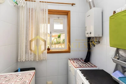 Apartamento T2 para Venda em São Felix da Marinha
