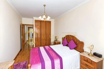 Apartamento T2 para Venda em São Felix da Marinha
