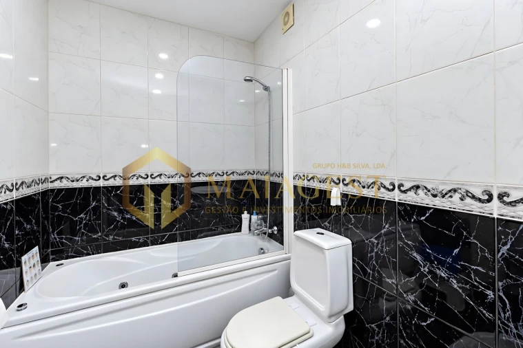 Apartamento T2 para Venda em São Felix da Marinha Foto 12