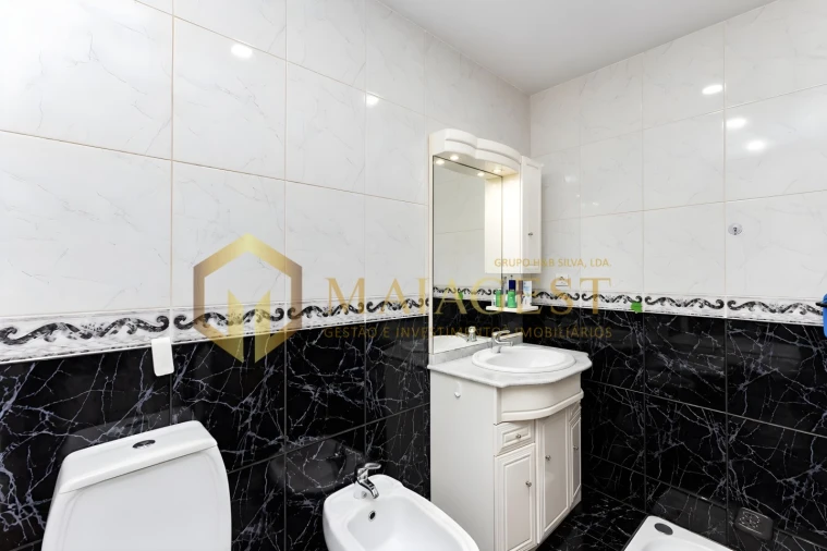 Apartamento T2 para Venda em São Felix da Marinha Foto 13