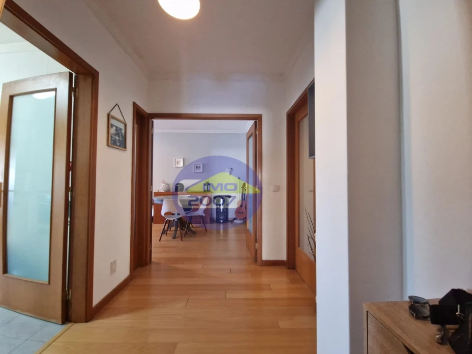 Apartamento T2 para Venda em Mozelos Foto 14