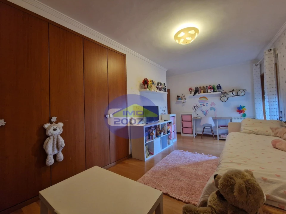 Apartamento T2 para Venda em Mozelos Foto 19