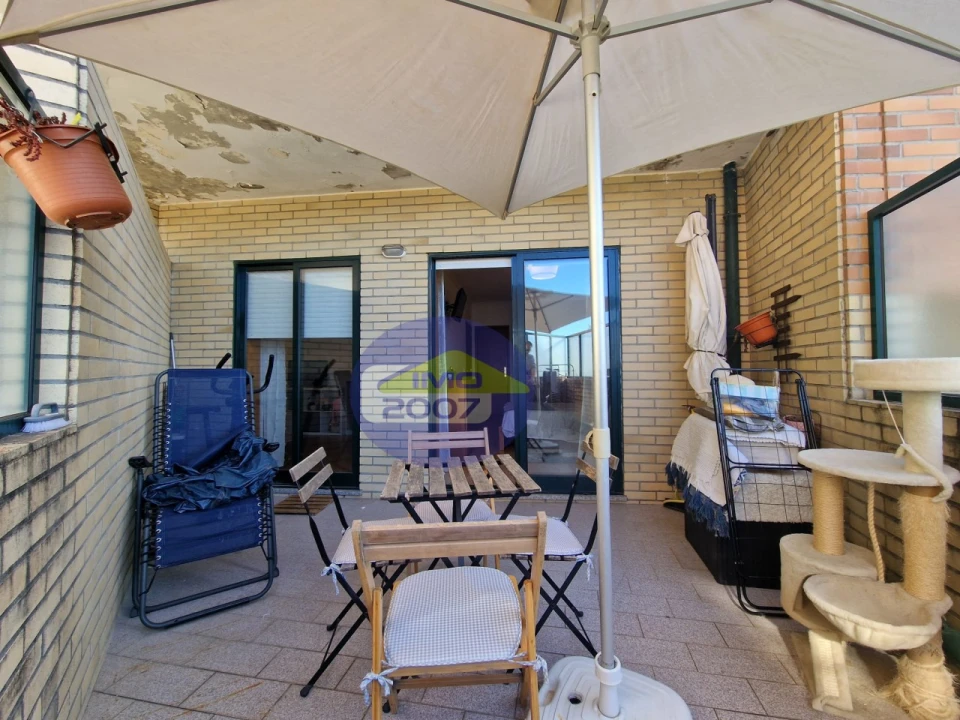 Apartamento T2 para Venda em Mozelos Foto 34