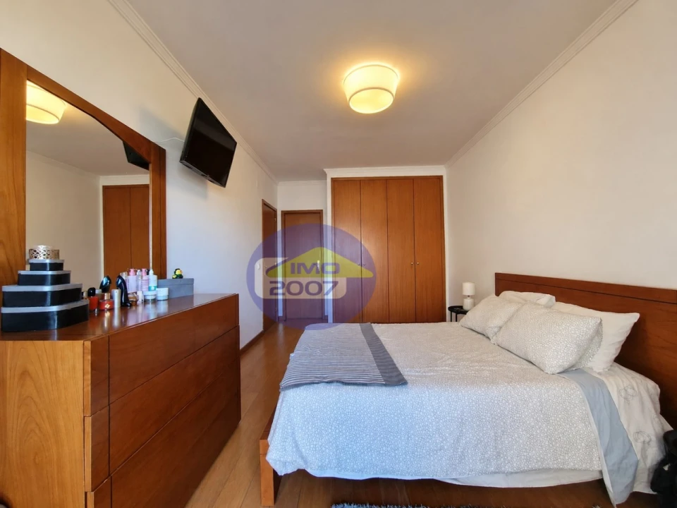Apartamento T2 para Venda em Mozelos Foto 27