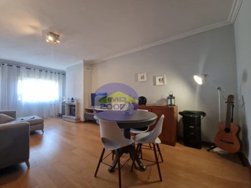 Apartamento T2 para Venda em Mozelos