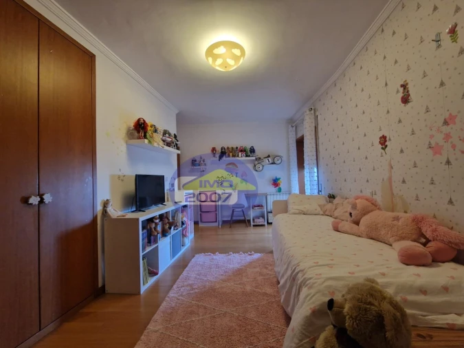Apartamento T2 para Venda em Mozelos Foto 16