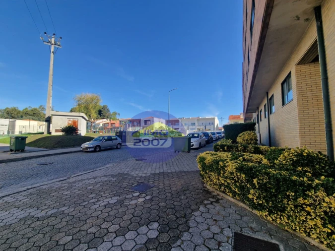 Apartamento T2 para Venda em Mozelos Foto 39