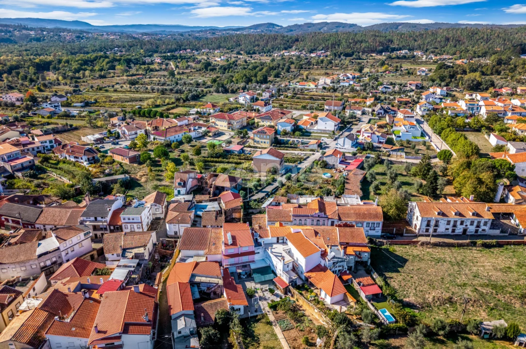 Moradia T4 para Venda em Sarzedo Foto 34