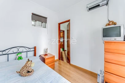 Moradia T4 para Venda em Sarzedo