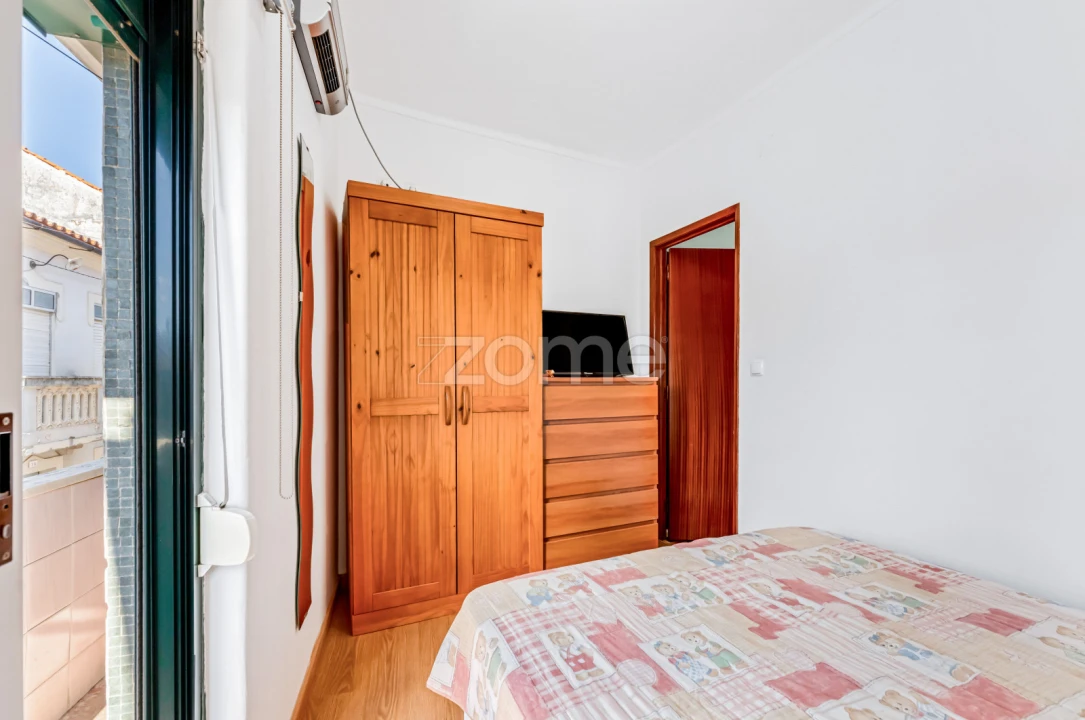 Moradia T4 para Venda em Sarzedo Foto 25
