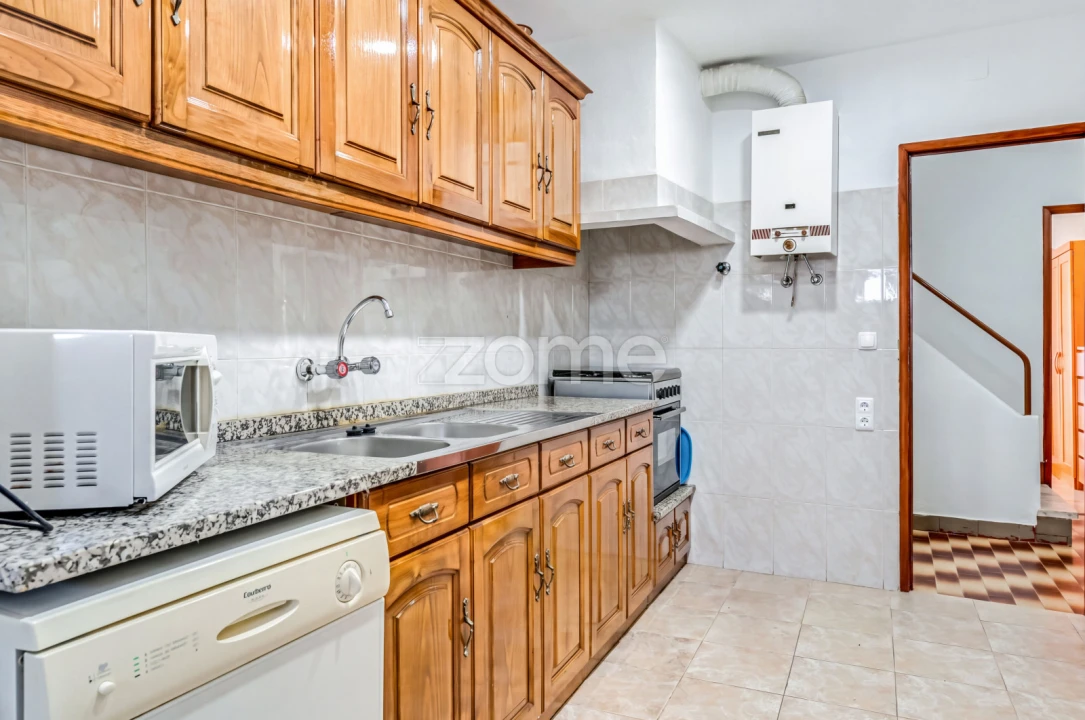 Moradia T4 para Venda em Sarzedo Foto 20