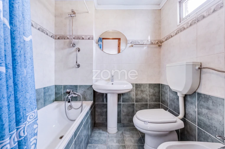 Moradia T4 para Venda em Bonfim Foto 13