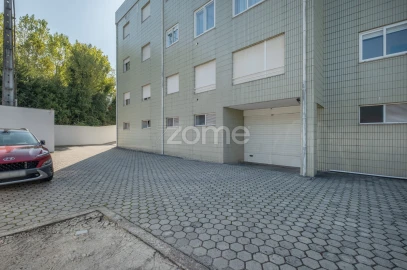 Apartamento T2 para Venda em São Felix da Marinha