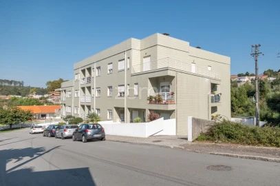 Apartamento T2 para Venda em São Felix da Marinha