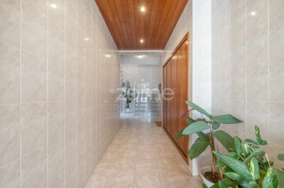 Apartamento T2 para Venda em São Felix da Marinha