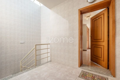 Apartamento T2 para Venda em São Felix da Marinha