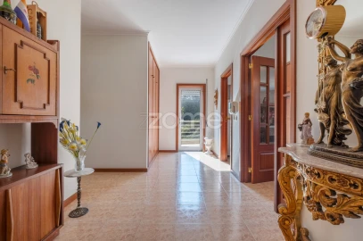 Apartamento T2 para Venda em São Felix da Marinha
