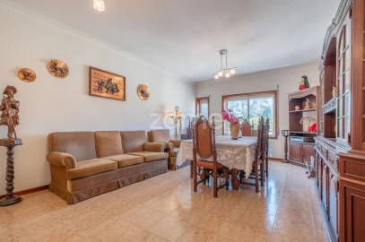 Apartamento T2 para Venda em São Felix da Marinha