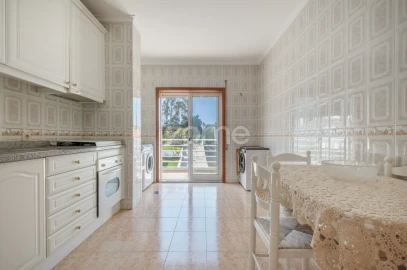 Apartamento T2 para Venda em São Felix da Marinha