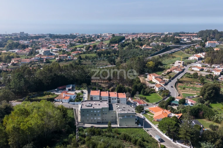 Apartamento T2 para Venda em São Felix da Marinha Foto 6