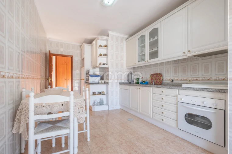 Apartamento T2 para Venda em São Felix da Marinha Foto 27